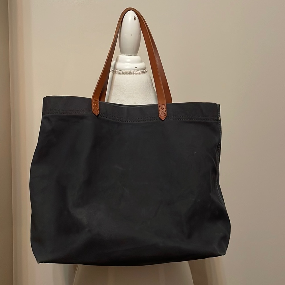 Madewell Transport Bag- Navy Blue